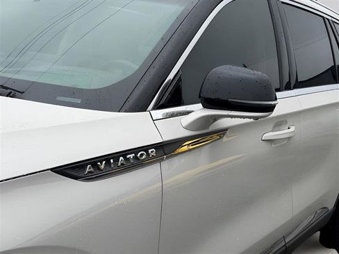 Used 2020 Lincoln Aviator Reserve w/ Equipment Group 202A AWD/4WD image 7