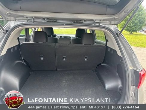 Used 2018 Kia Sportage LX FWD image 11