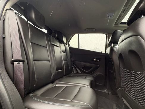 Used 2016 Chevrolet Trax LTZ AWD/4WD image 26