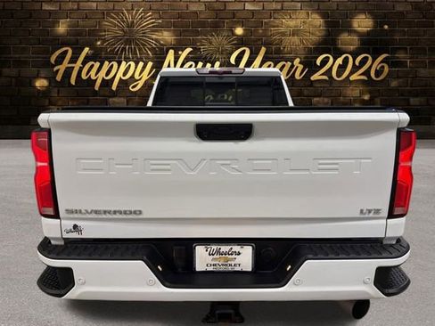 Used 2025 Chevrolet Silverado 2500 LTZ w/ Z71 Chrome Sport Edition image 6