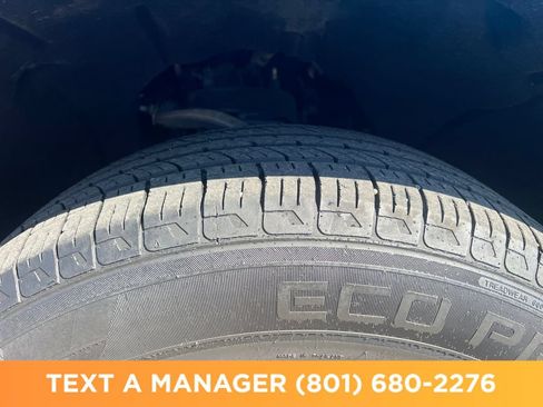 Used 2022 Chevrolet Silverado 1500 Custom AWD/4WD image 26