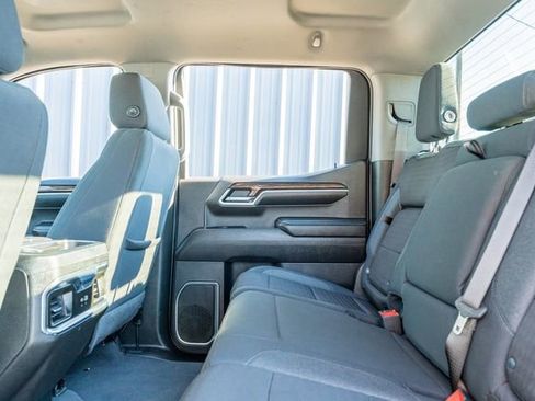 Used 2022 GMC Sierra 1500 Elevation image 35