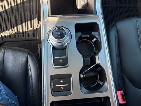 Used 2023 Ford Edge Titanium w/ Equipment Group 301A AWD/4WD image 20