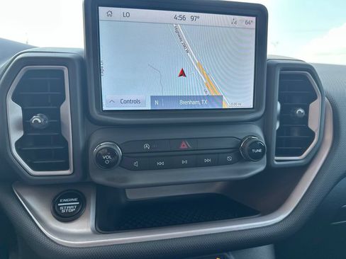 Used 2023 Ford Bronco Sport Outer Banks w/ Tech Package AWD/4WD image 9