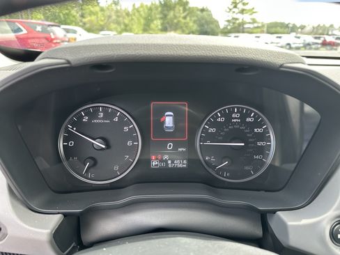 Used 2024 Subaru Crosstrek 2.5i Limited AWD/4WD image 14
