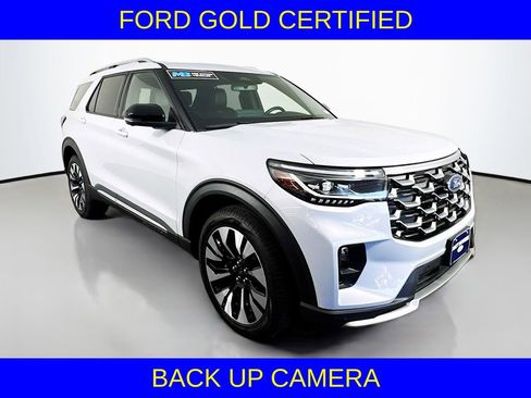 Used 2025 Ford Explorer Platinum w/ LUX Leather Package image 3