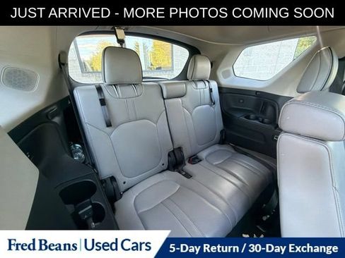 Used 2025 Honda Pilot Elite image 12