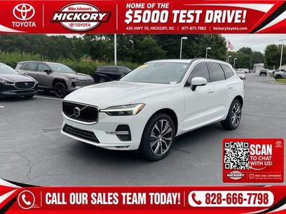 Used 2022 Volvo XC60 B5 Momentum w/ Climate Package