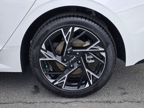 Used 2026 Kia K5 GT-Line image 10