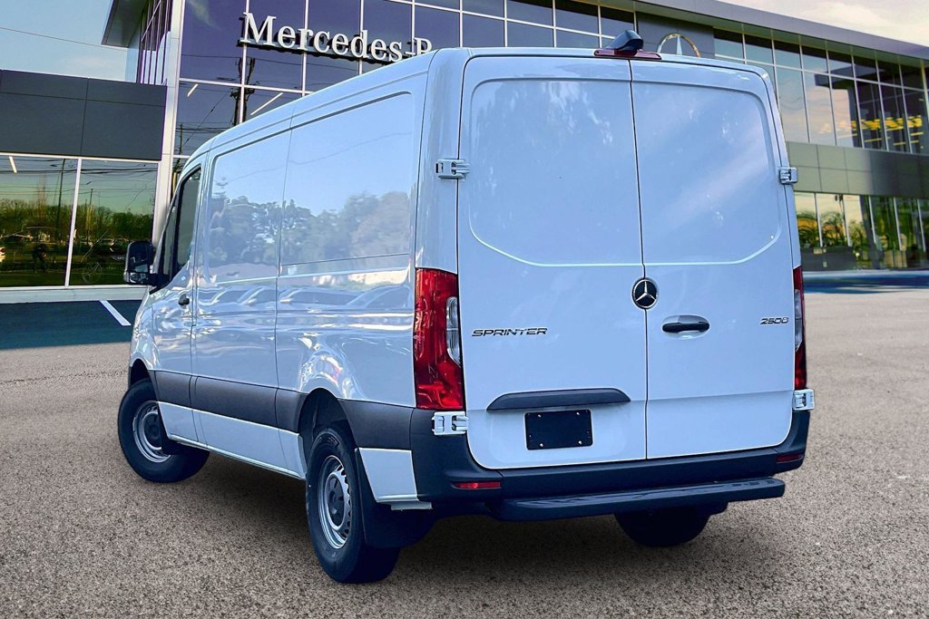 New 2026 Mercedes-Benz Sprinter 2500 image 3