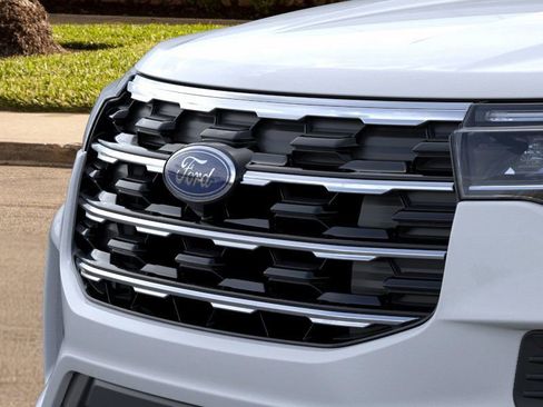 New 2026 Ford Explorer Active image 17