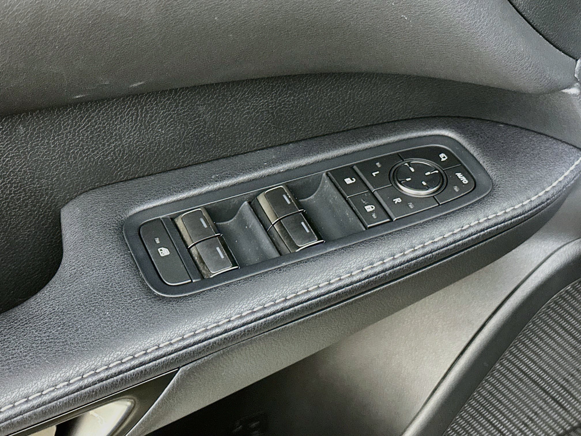 Used 2024 Lexus RX 350 Premium w/ Convenience Package FWD image 15