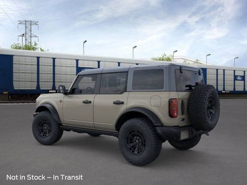 New 2026 Ford Bronco Badlands image 4