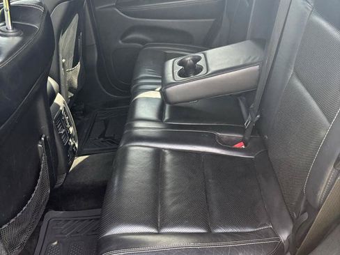 Used 2014 Jeep Grand Cherokee Limited w/ Luxury Group II AWD/4WD image 20
