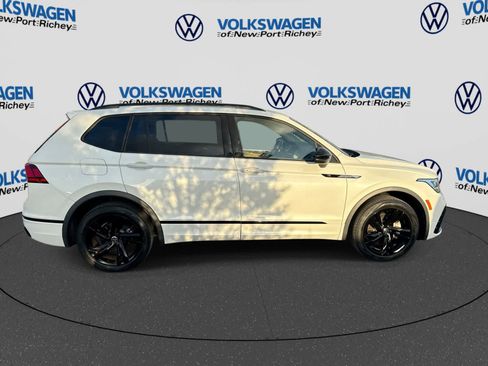 Used 2023 Volkswagen Tiguan SE R-Line FWD image 15
