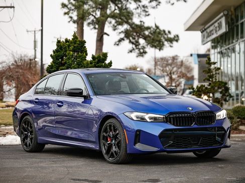 New 2026 BMW 330i 330i w/ M Sport Package image 1