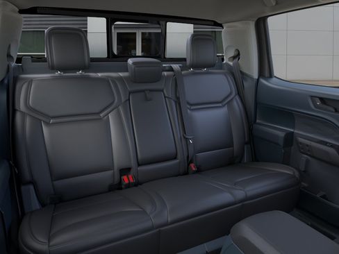 New 2026 Ford Maverick Lariat AWD/4WD image 32