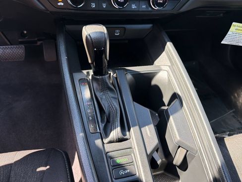 Used 2025 Honda Accord SE image 17