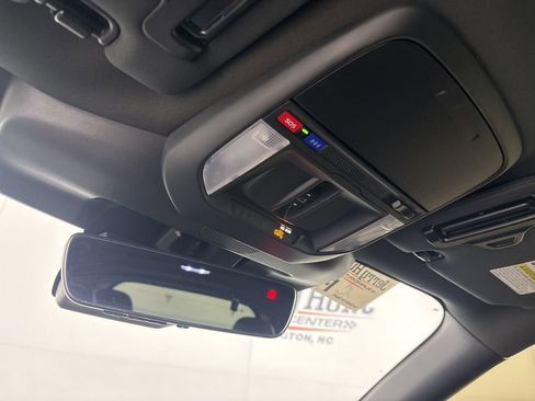 Used 2025 Subaru Forester Sport w/ Popular Package #2 image 19