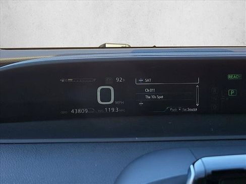 Used 2020 Toyota Prius Prime Limited FWD image 11