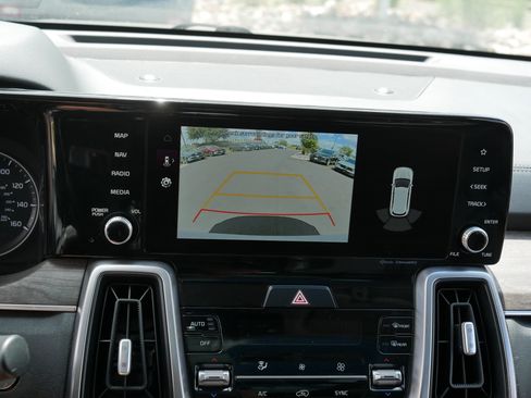 Used 2023 Kia Sorento S w/ Panoramic Sunroof Package AWD/4WD image 28