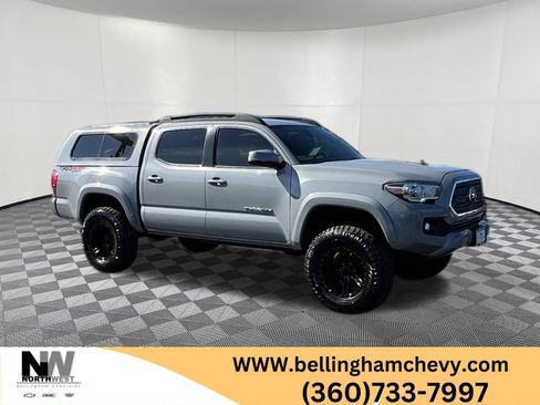 Used 2019 Toyota Tacoma TRD Sport w/ Technology Package AWD/4WD image 1