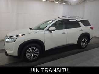 Used 2023 Nissan Pathfinder SL AWD/4WD video 1