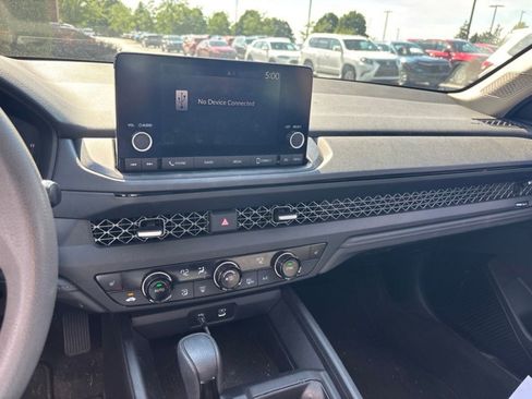 Used 2024 Honda Accord EX image 11