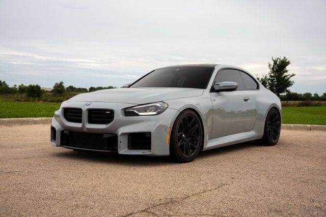 Used 2023 BMW M2 RWD image 3