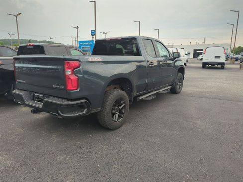 Used 2020 Chevrolet Silverado 1500 Custom Trail Boss w/ Custom Convenience Package AWD/4WD image 7