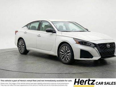 Used 2025 Nissan Altima 2.5 SV