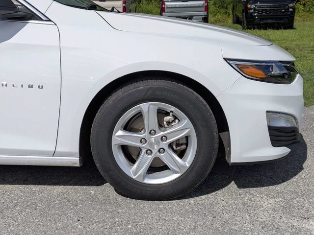 Used 2021 Chevrolet Malibu LS FWD image 12