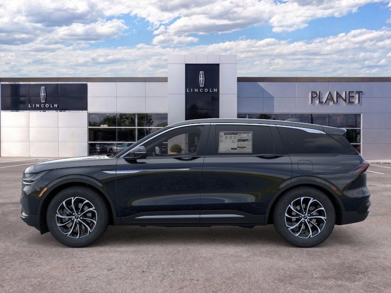 New 2026 Lincoln Nautilus Premier AWD/4WD image 3