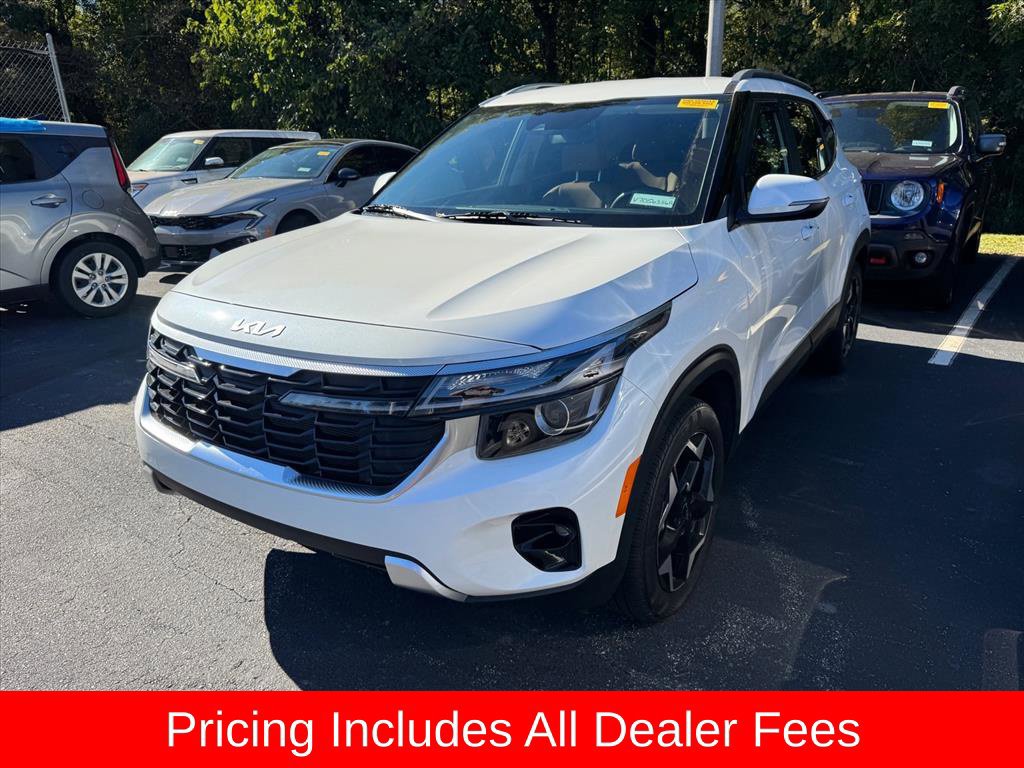 Certified 2024 Kia Seltos EX FWD image 9