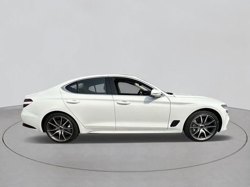 New 2026 Genesis G70 2.5T Prestige image 5