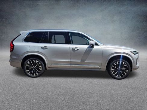 New 2025 Volvo XC90 B5 Core w/ Climate Package image 2