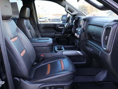 Used 2022 GMC Sierra 2500 AT4 image 23