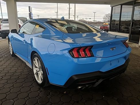 Used 2025 Ford Mustang GT Premium image 7