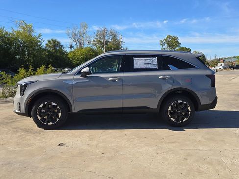 New 2026 Kia Sorento S AWD/4WD image 5