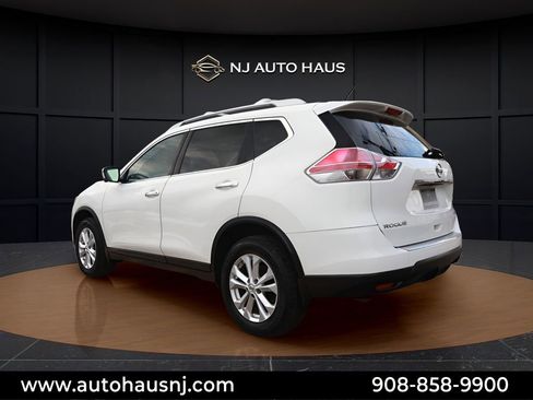 Used 2015 Nissan Rogue SV w/ SV Premium Package image 6