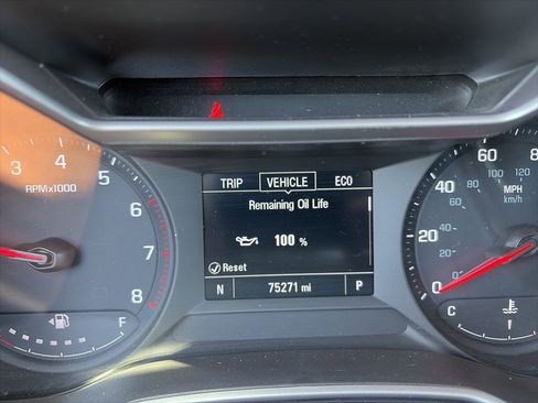 Used 2021 Chevrolet TrailBlazer LS w/ LPO, Blackout Package FWD image 19