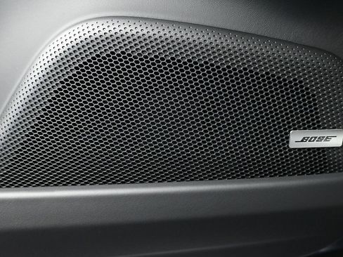 Used 2025 Porsche Panamera image 16