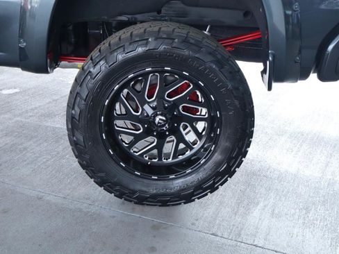 Used 2020 Chevrolet Silverado 1500 Custom w/ Custom Value Package RWD image 11