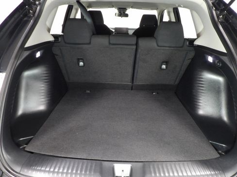 Used 2025 Honda HR-V LX image 8