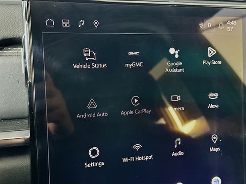 Used 2025 GMC Terrain Elevation image 21