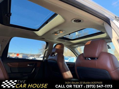 Used 2017 Chevrolet Traverse Premier image 35