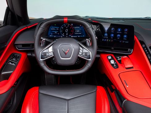 Used 2023 Chevrolet Corvette Stingray Preferred Cpe w/ Z51 Performance Package RWD image 29