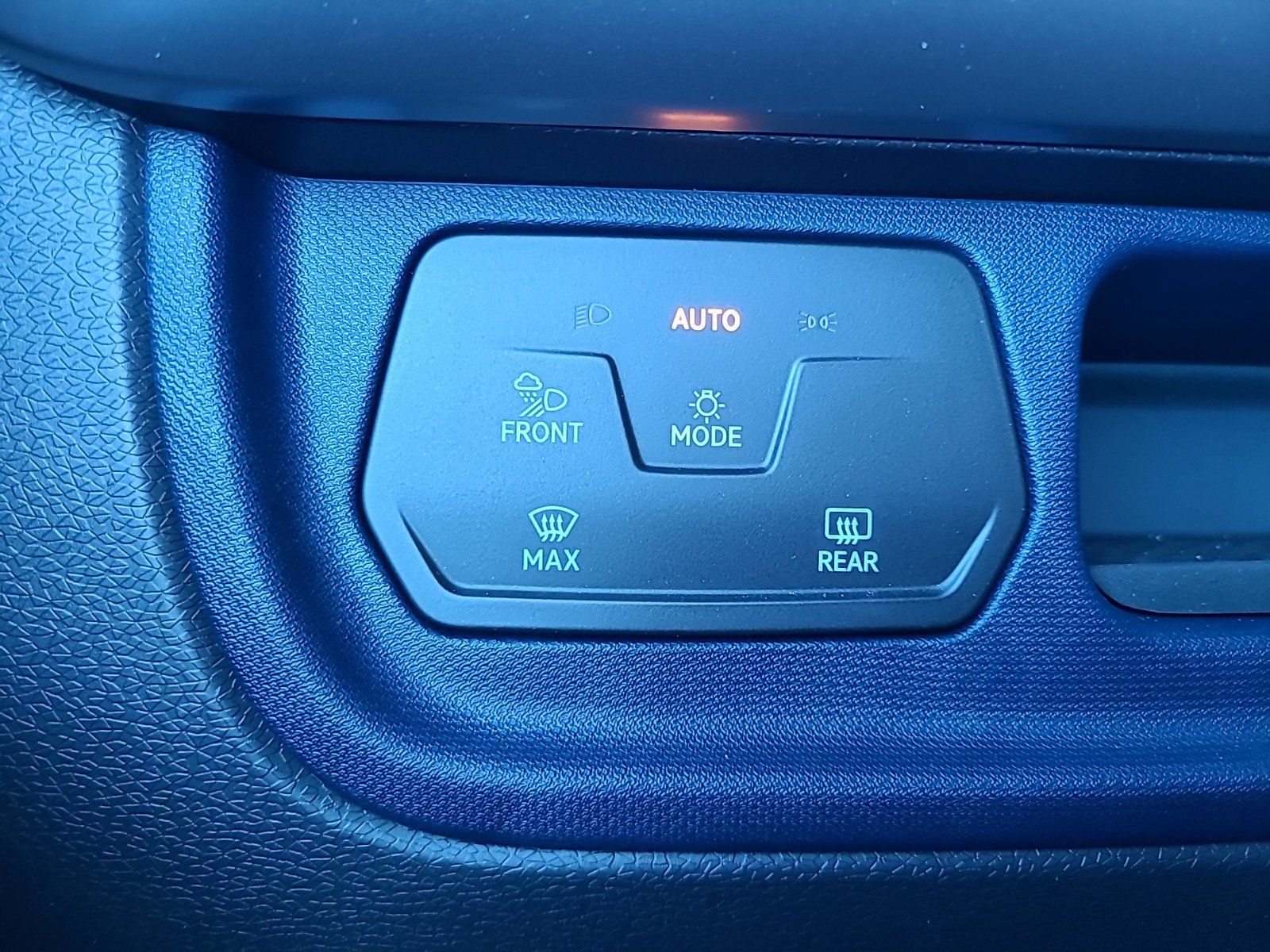 New 2025 Volkswagen ID. Buzz Pro S RWD image 31