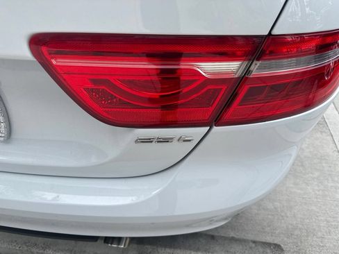 Used 2019 Jaguar XE RWD image 4