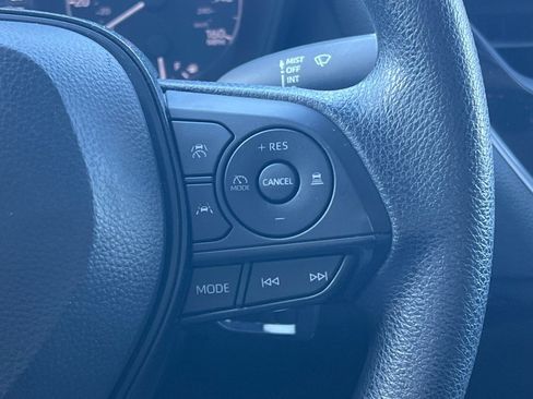 Certified 2024 Toyota Corolla LE image 28